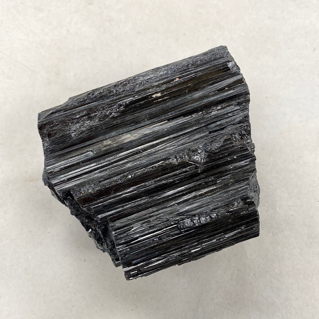 Black Tourmaline Raw xl -