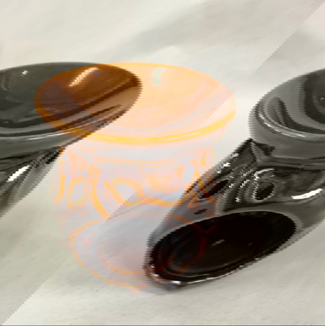 Brown Leaves Oil Diffuser -