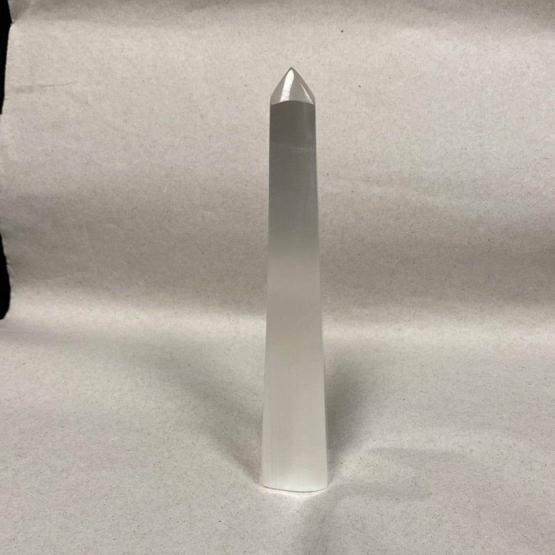 Selenite Obelisk Tower -