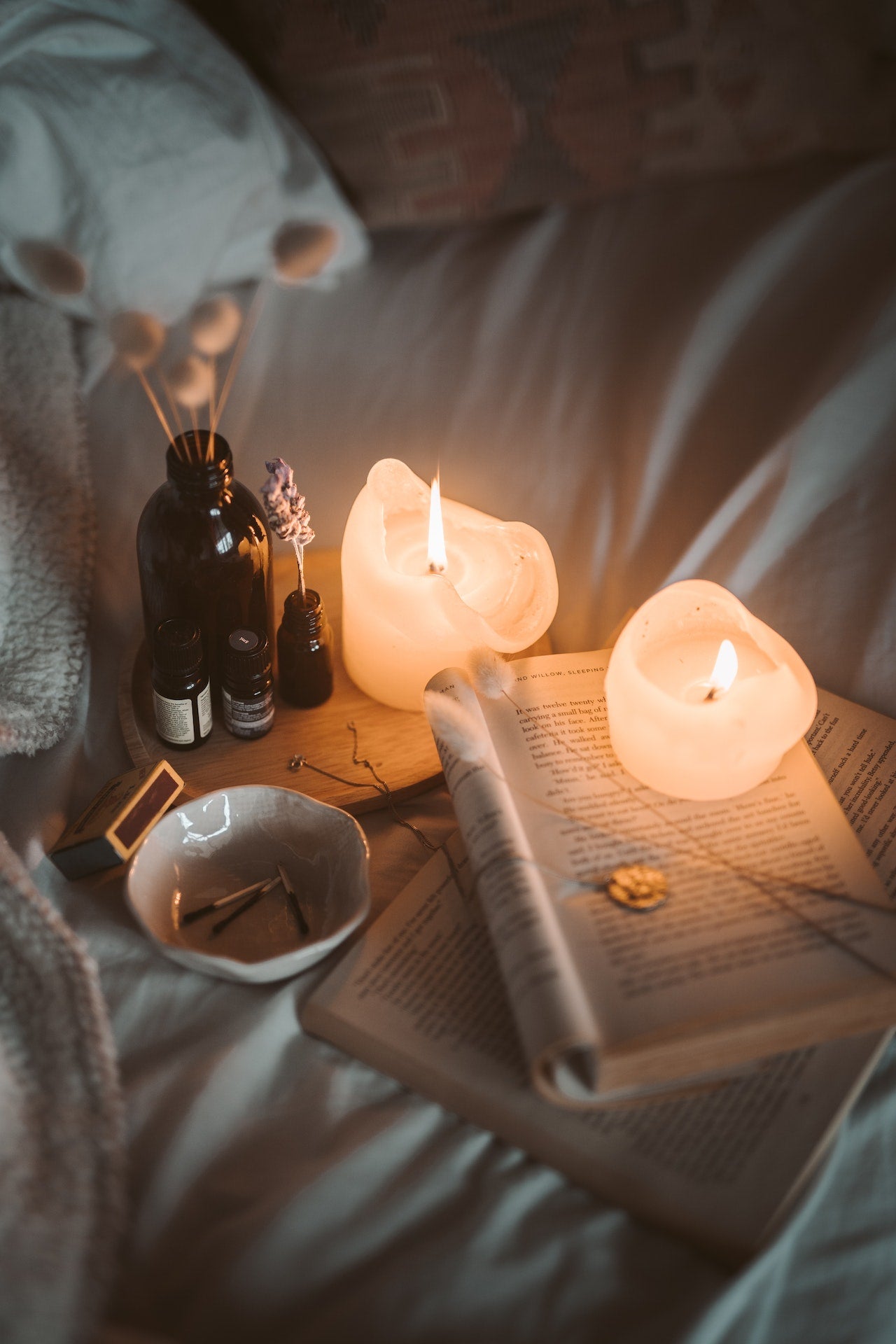 The Benefits of Using Candles for Aromatherapy