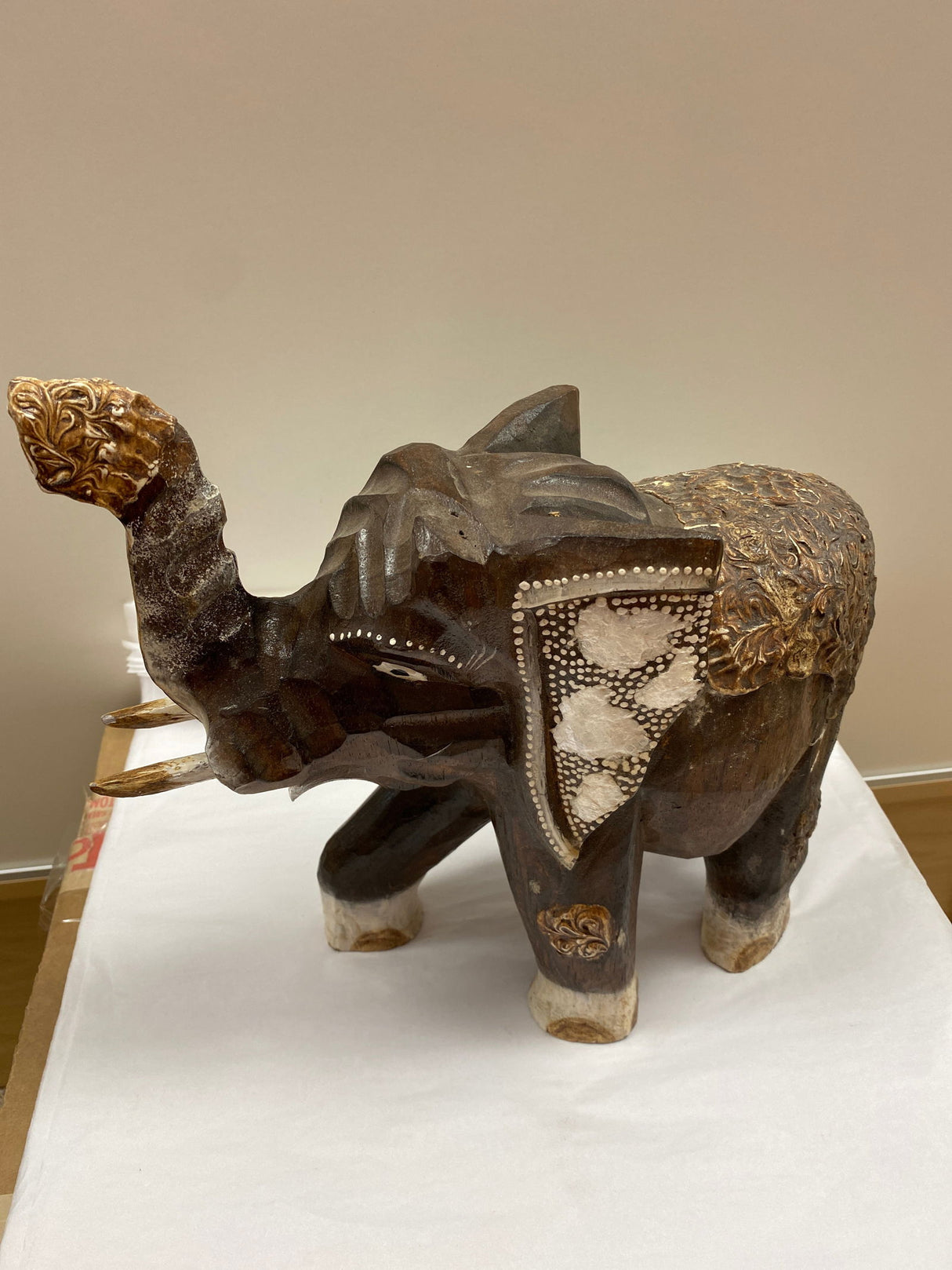 Elephant Walk Wood lg - 