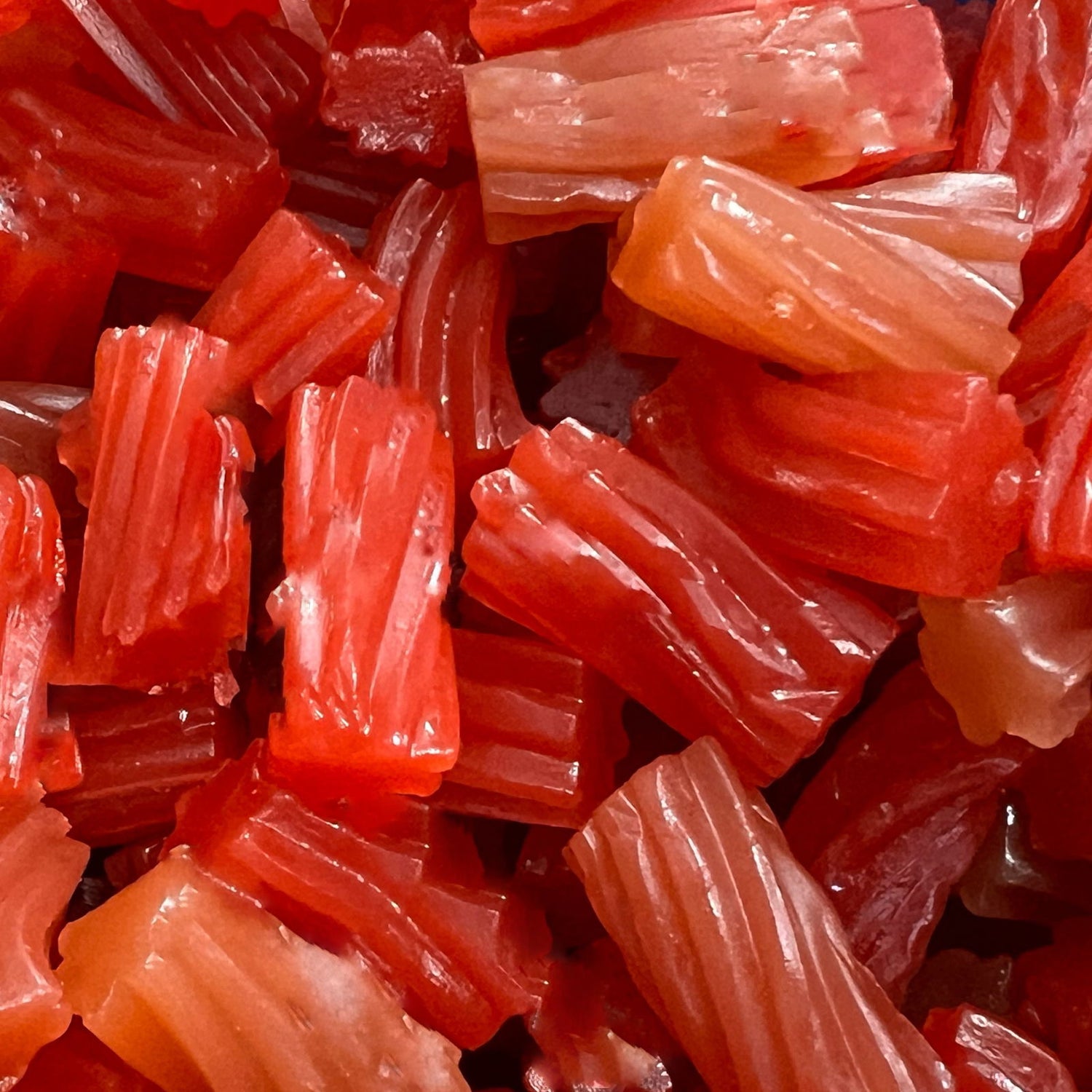 Red Liquorice - 1 inche red liquorice pieces