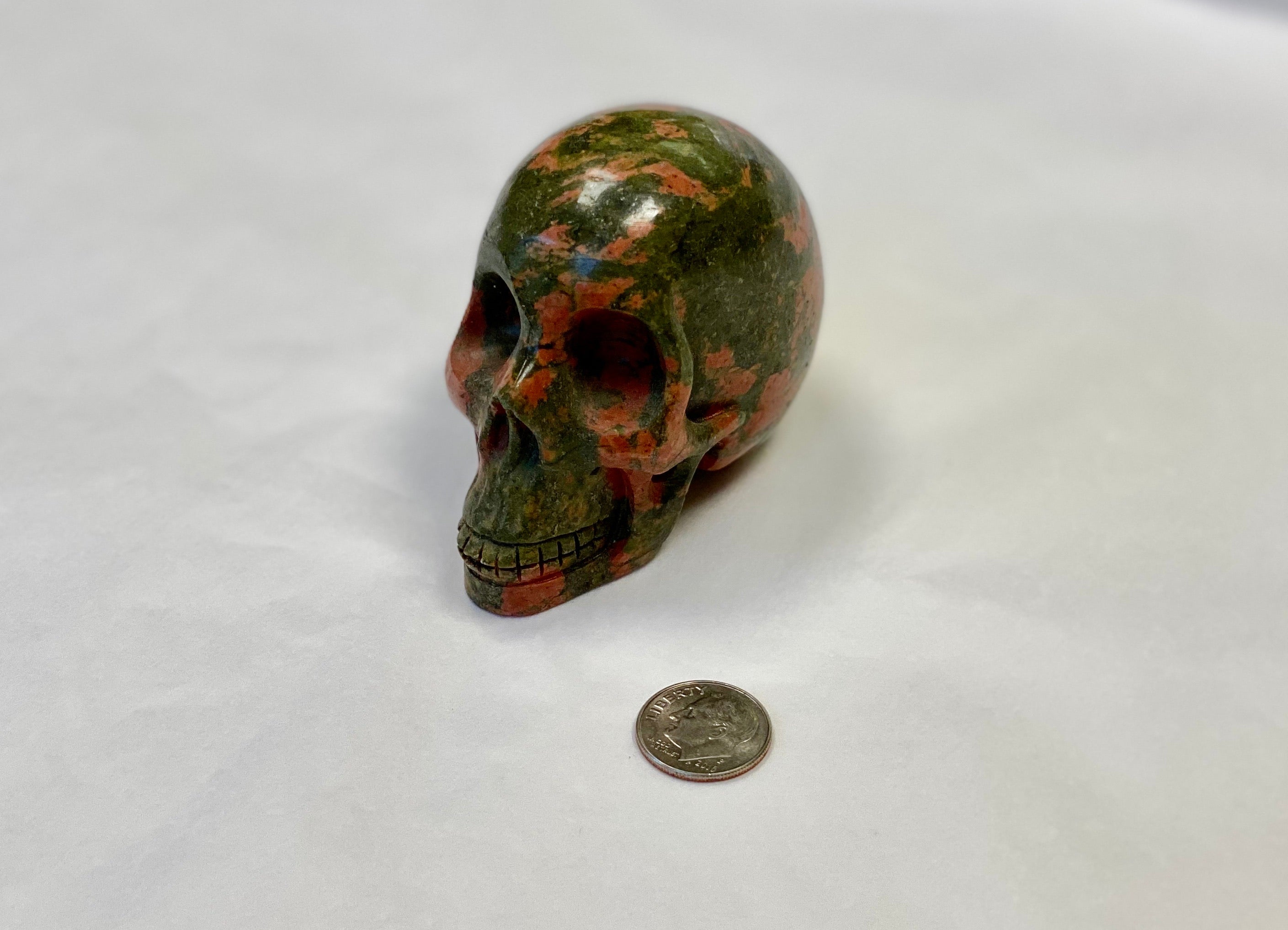 Gemstone Skull 3"